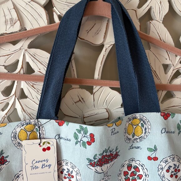 Maison Cherie Whimsical Fruit Reusable Tote - NWT - Picture 2 of 9
